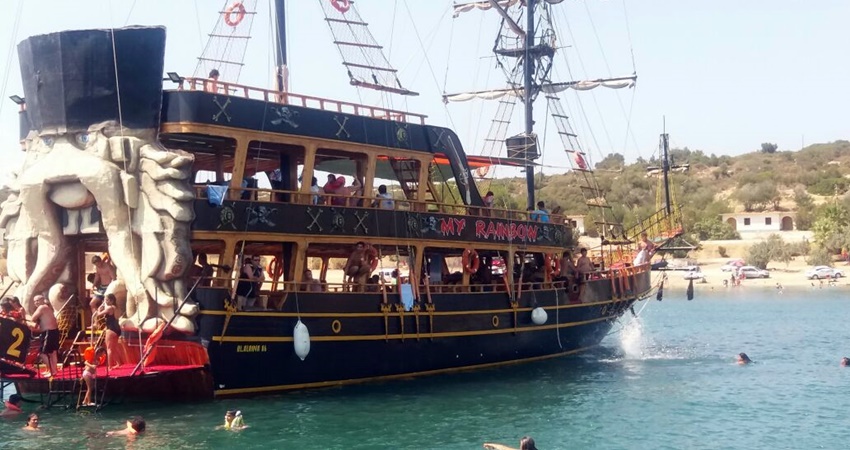Davy Jones Piracki Statek