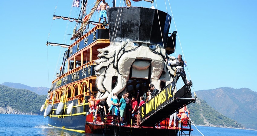 Davy Jones Piracki Statek